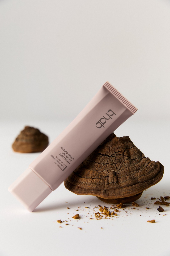 슬로우차가 수분 선크림 50ml (SPF50+/PA++++)_3