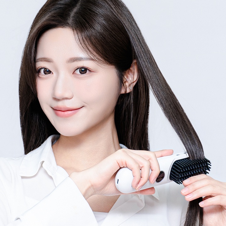 볼륨업 무선 빗 고데기_3