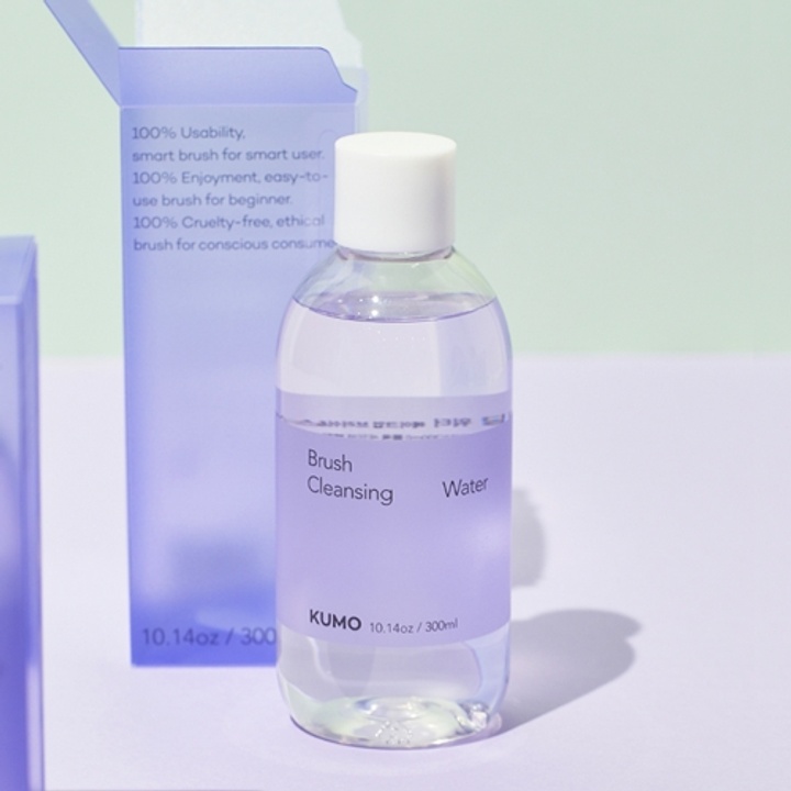 원스텝 브러쉬 클렌징 워터 300ml_0