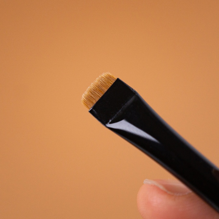 Slim edge brush_0