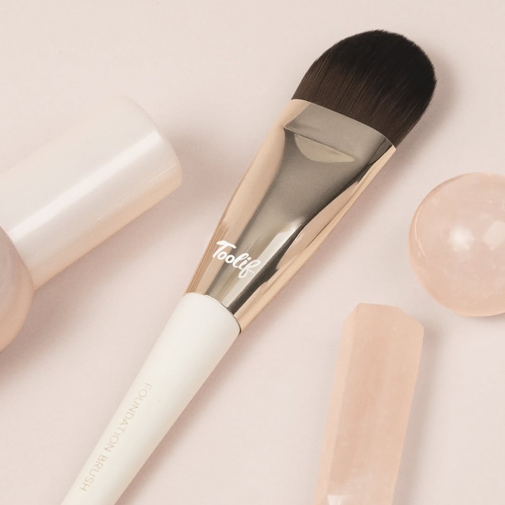 Foundation Brush 001_1