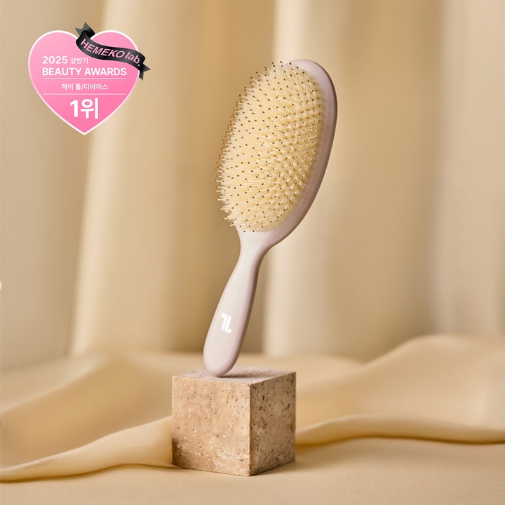 Silky Boar Bristle Hair Brush_0