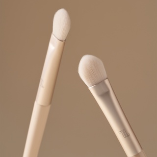 플랫 베이스 섀도우 브러시