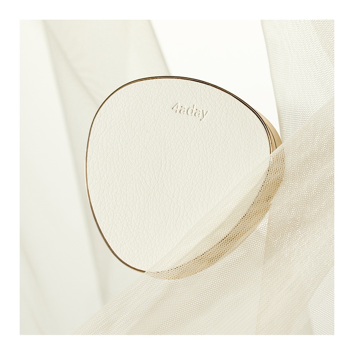 white tan vita ampoule cuchion_0