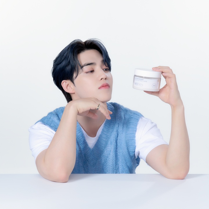 Real Niacinamide Glow Up Daily Mask_0