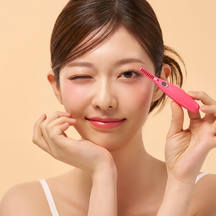 Pocket Mini Heated Eyelash Iron_0