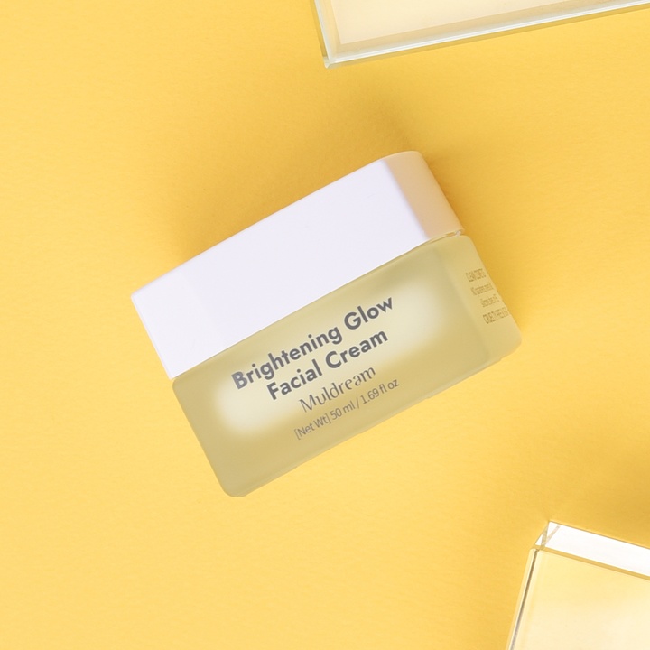 Brightening Glow Facial Cream AHA & VitaminC_3