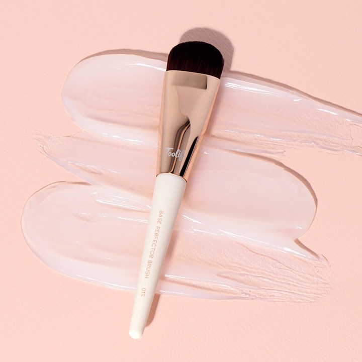 Base Perfector Brush 015_2