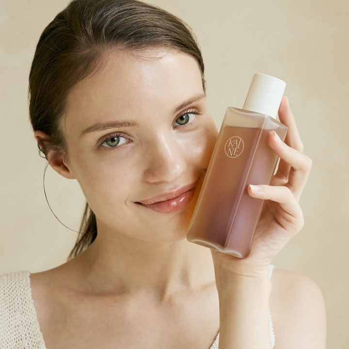 Kombu Balancing Ampoule Toner_1