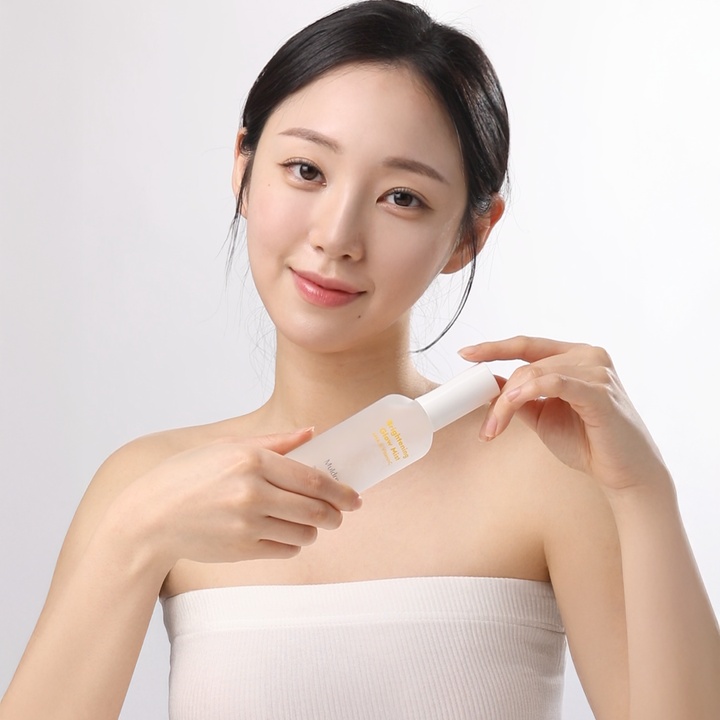 Brightening Glow Mist AHA & Vitamin C_0