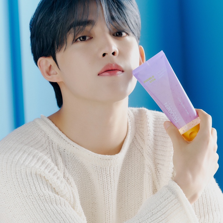 Double Vita Capsule Cleansing Foam_0