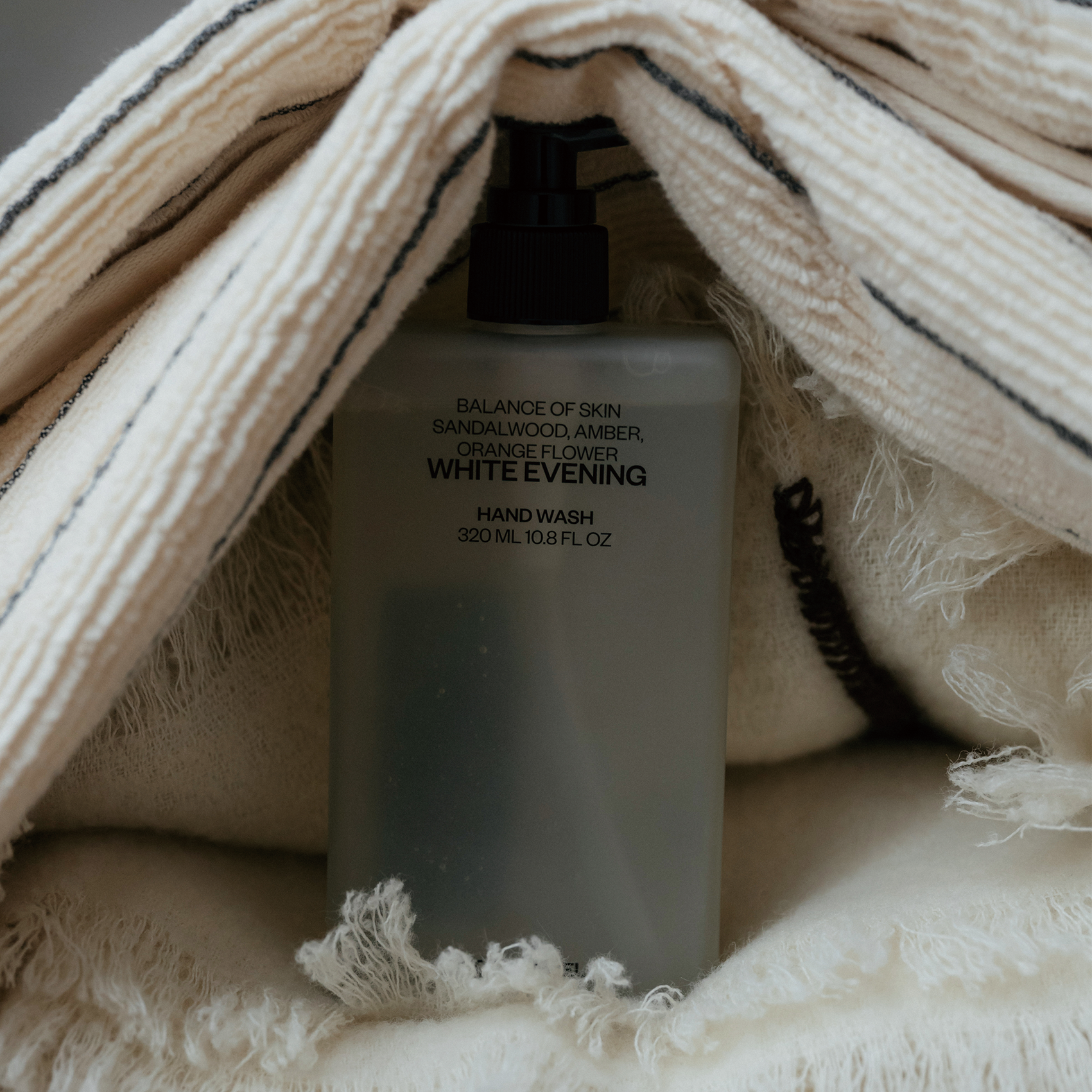 White Evening Hand Wash 320ml