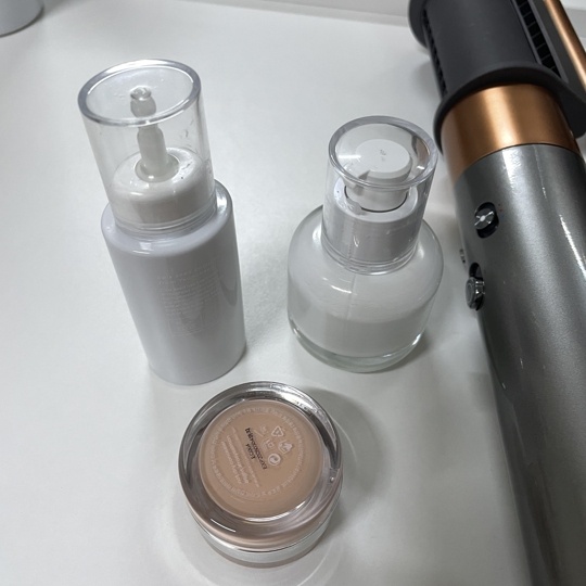 glow] coix seed sunscreen SPF 50+ PA++++ - Trustworthy Platform